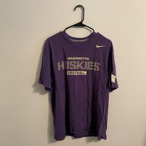 Washington Huskies Football Nike XL t shirt